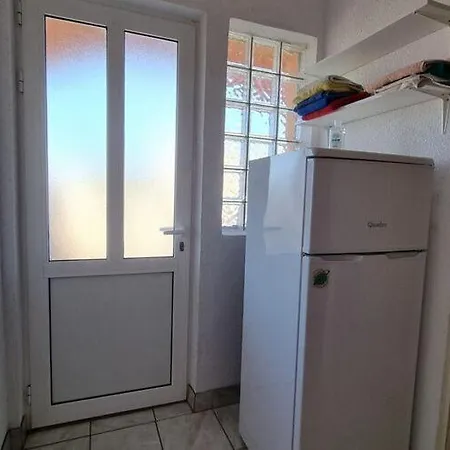 Апартаменты 2 Bedroom With Terrace Биоград-на-Мору