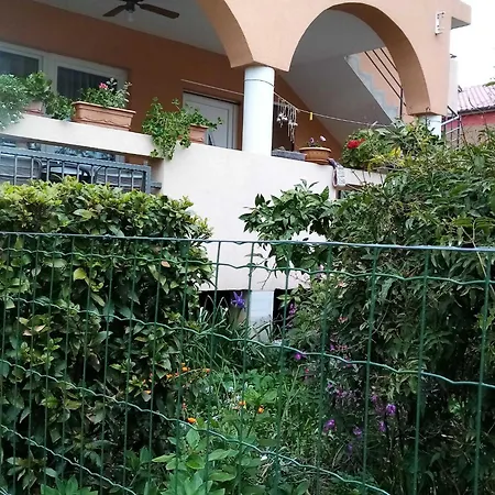 アパート 2 Bedroom With Terrace ビオグラード・ナ・モル