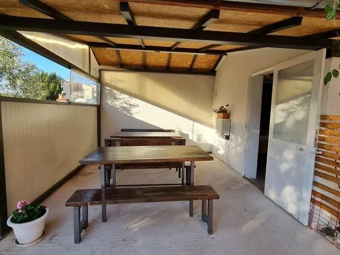 Lägenhet 2 Bedroom With Terrace Biograd Na Moru