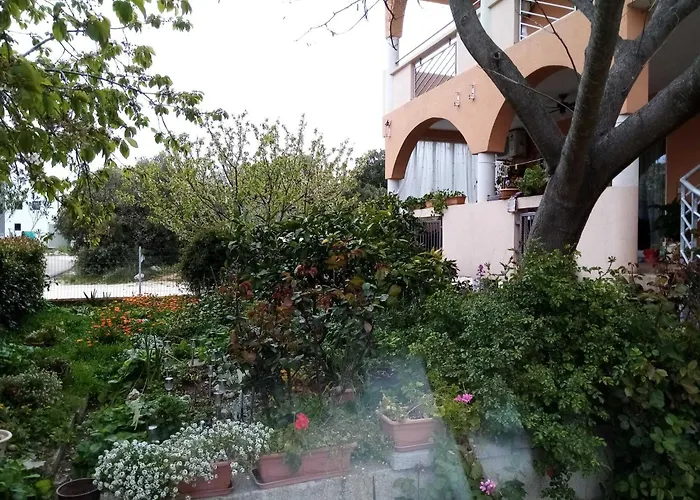 2 Bedroom With Terrace Appartement *